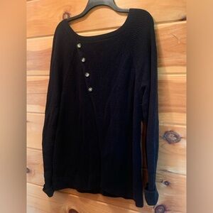 Abercrombie & Fitch women’s button back sweater. Black. Medium.